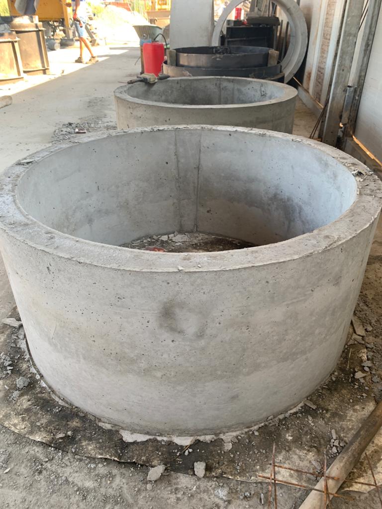 Tub special din beton pentru șaht (100 × 50 cm)